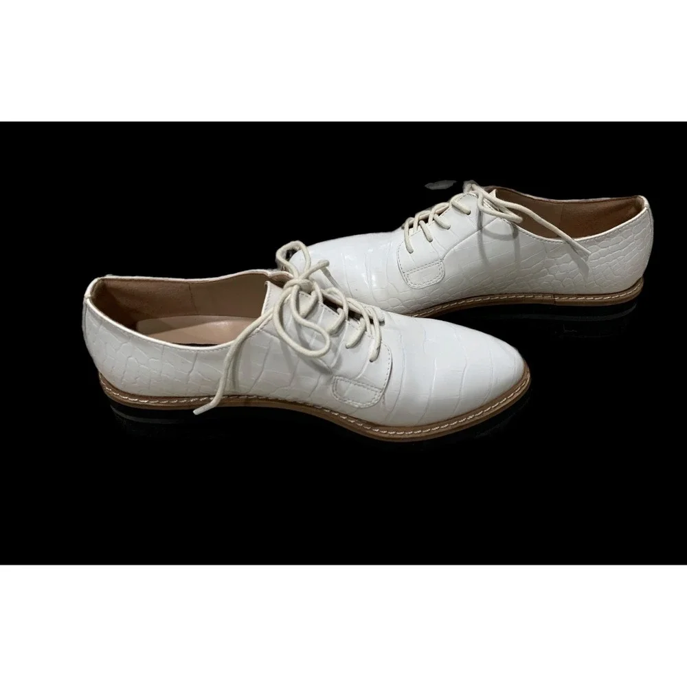 Aqua White Croc Embossed Lace Up Vegan Oxford Shoes Utility Chic Lug Sole-7 - Picture 3 of 8